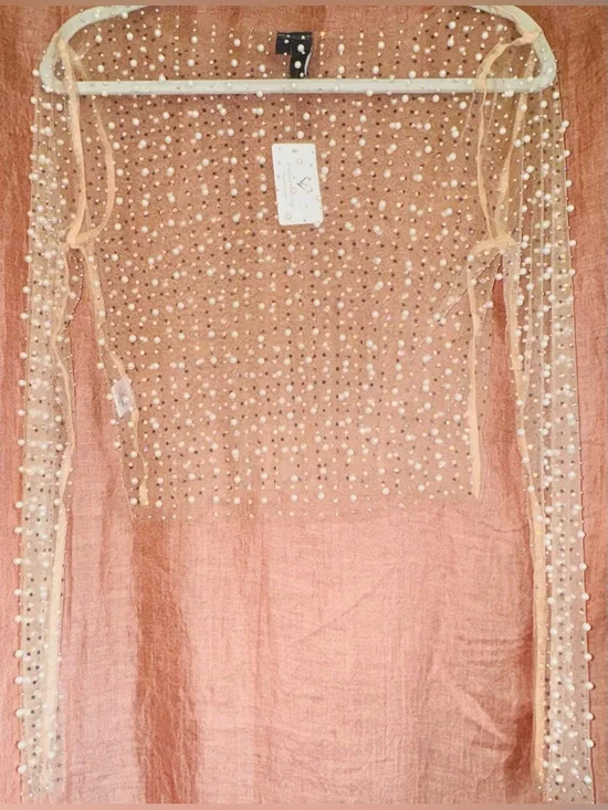 NWT Windsor Beautifully Beaded Mesh Crop Top in Natural (Nude) size Medium - Picture 6 of 11